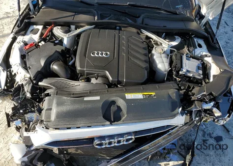 2021 Audi A4 Premium 40 из США, поврежденный, VIN WAUABAF44MN007988